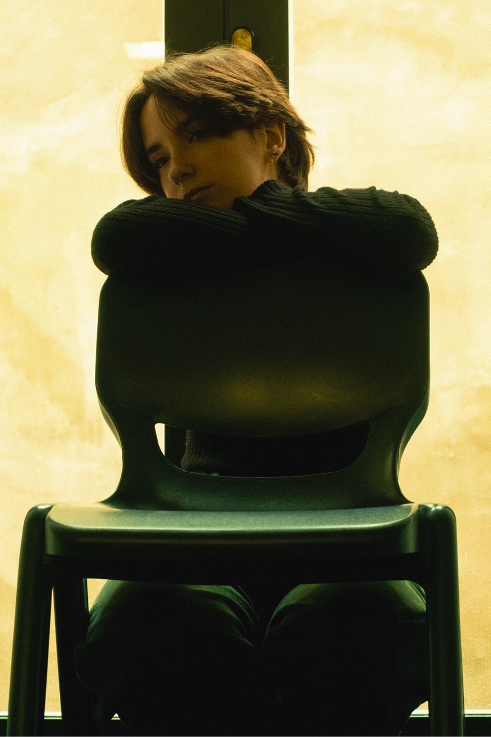 i-felt-in-a-chair-06